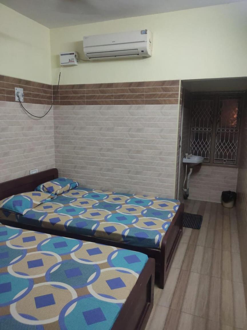 Хостел Sri Vari Residency Веллуру Экстерьер фото